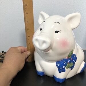 Smiling Pig ceramic Lloyds 1996 Bank